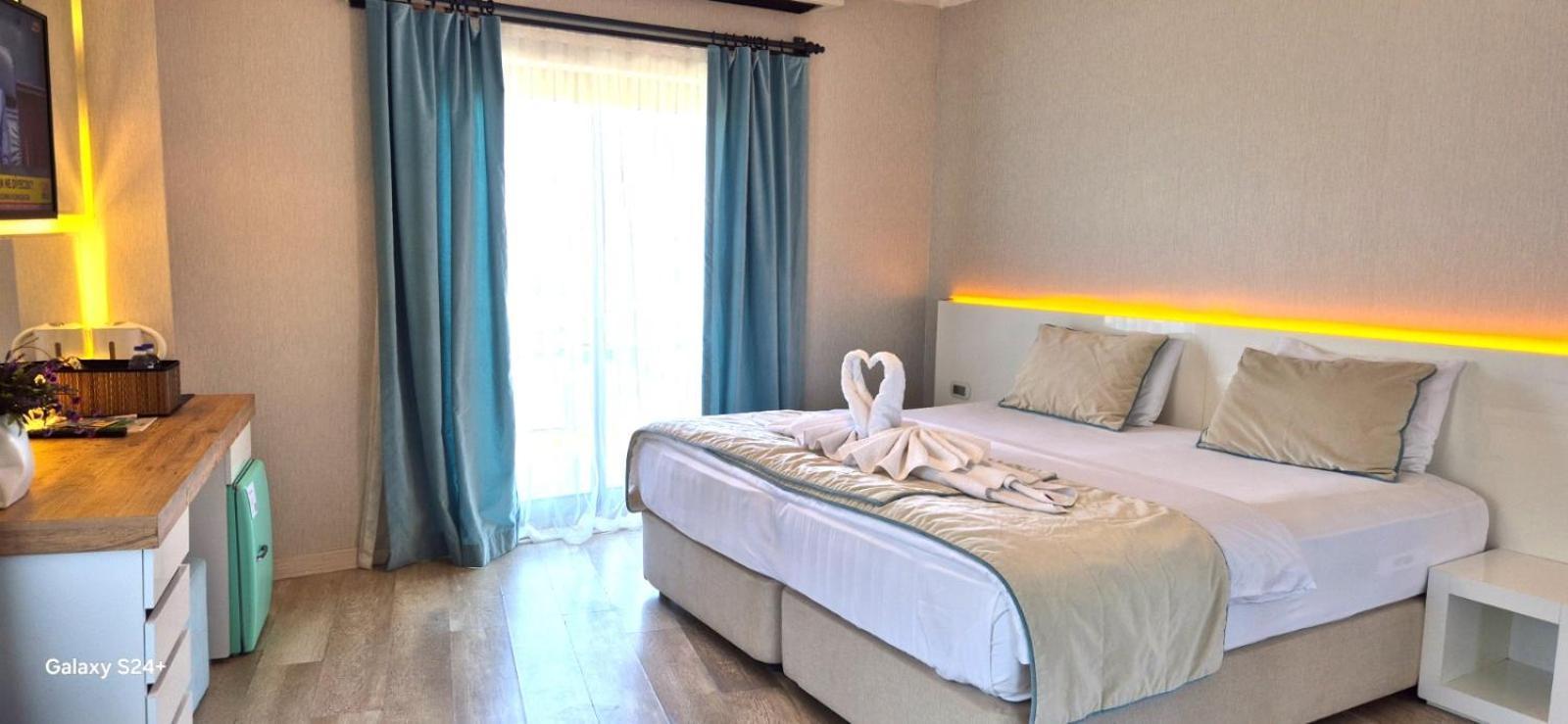 The D Hotel Cesme Resort Buitenkant foto