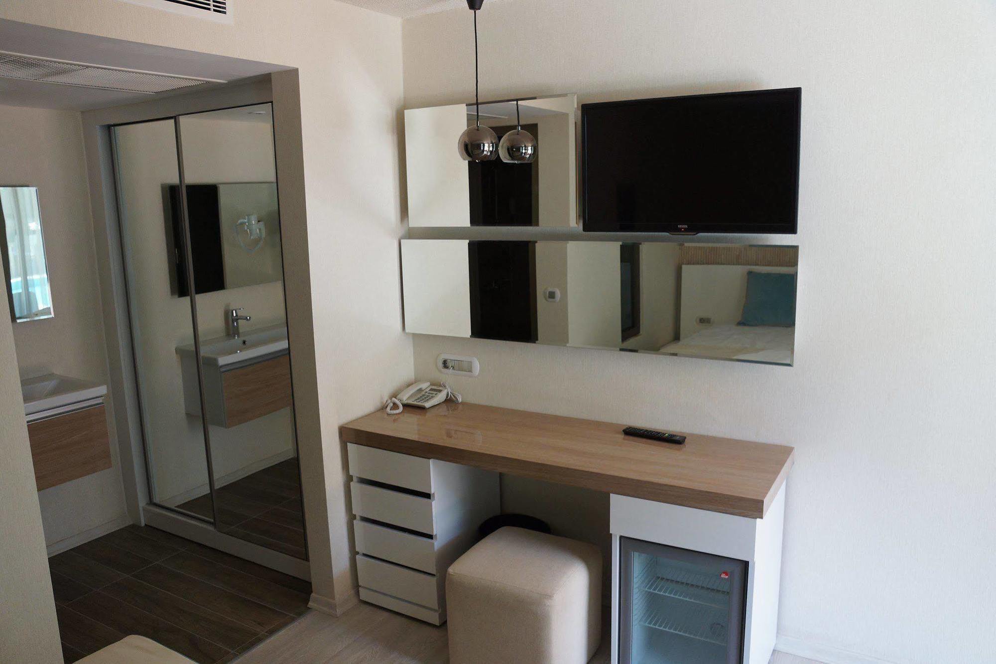 The D Hotel Cesme Resort Buitenkant foto