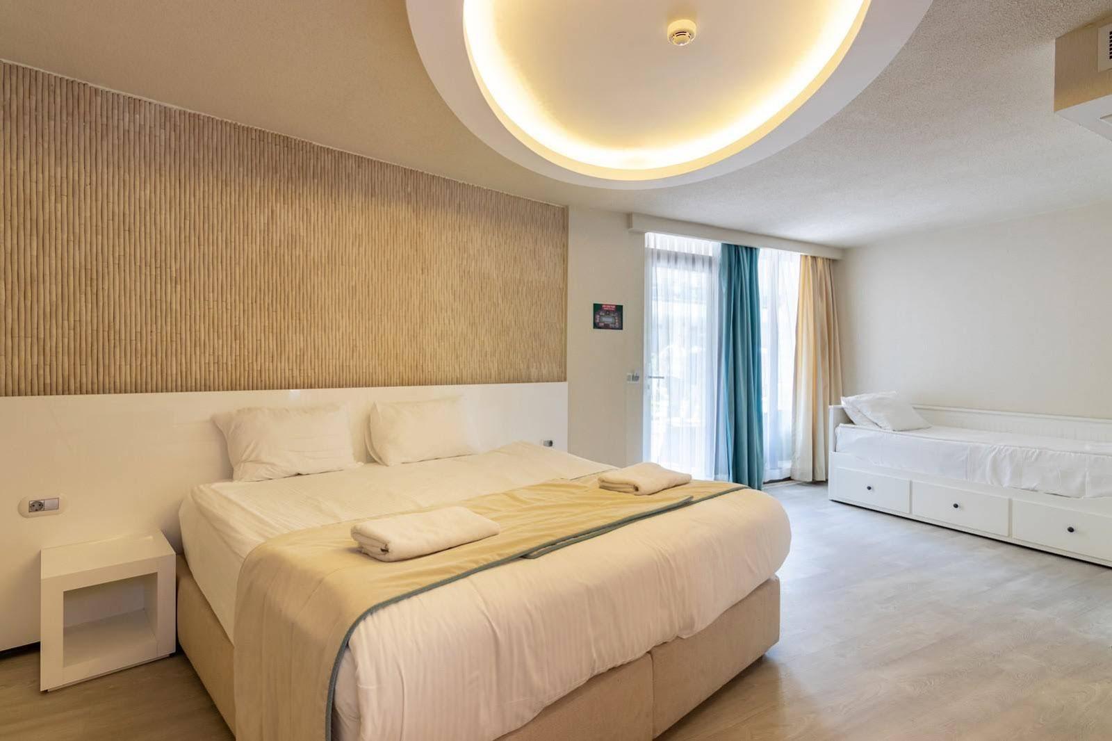 The D Hotel Cesme Resort Buitenkant foto